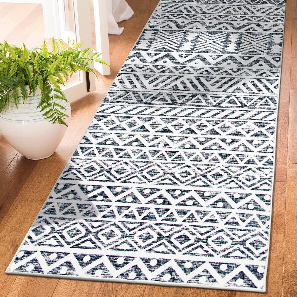 World Rug Gallery Contemporary Distressed Geometric Machine Washable Area Rug