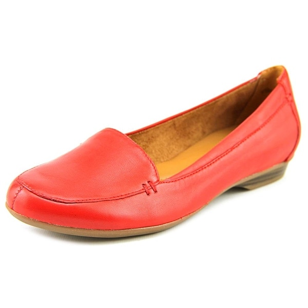naturalizer saban flats