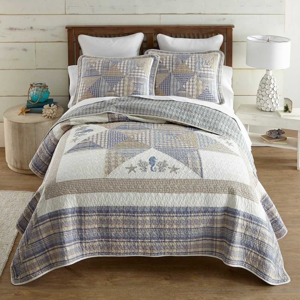 Donna Sharp Coastal Star Cotton Quilt Collection