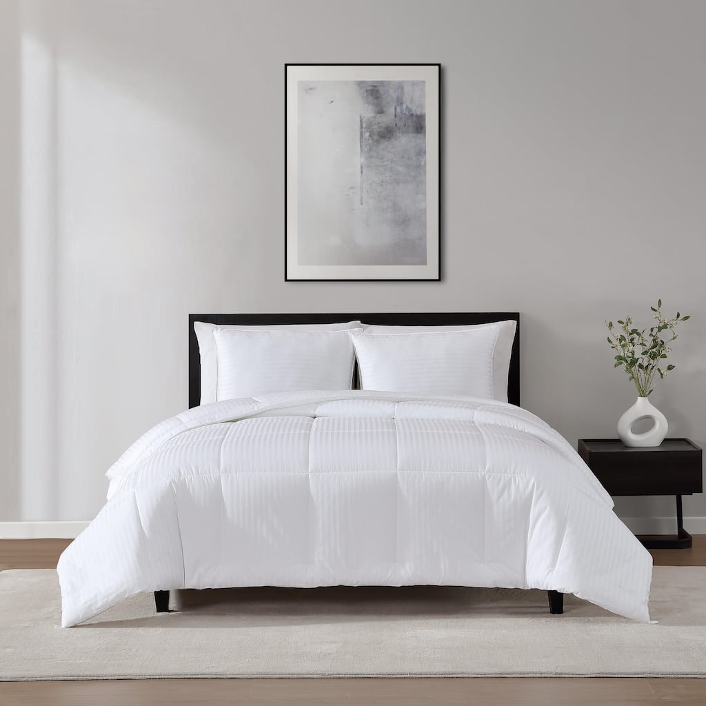 Vera Wang Signature White Cotton Utility Comforter