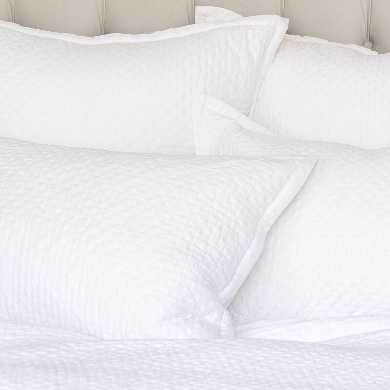 Mila Coverlet