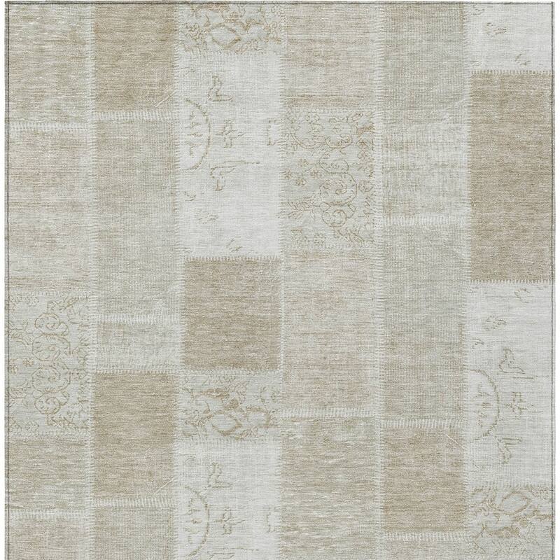 HomeRoots Patchwork Traditional Rectangle Outdoor Rug