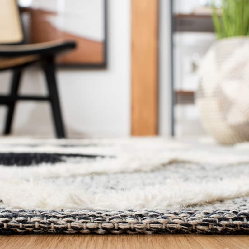 SAFAVIEH Handmade Vermont Mayra Boho Wool Rug