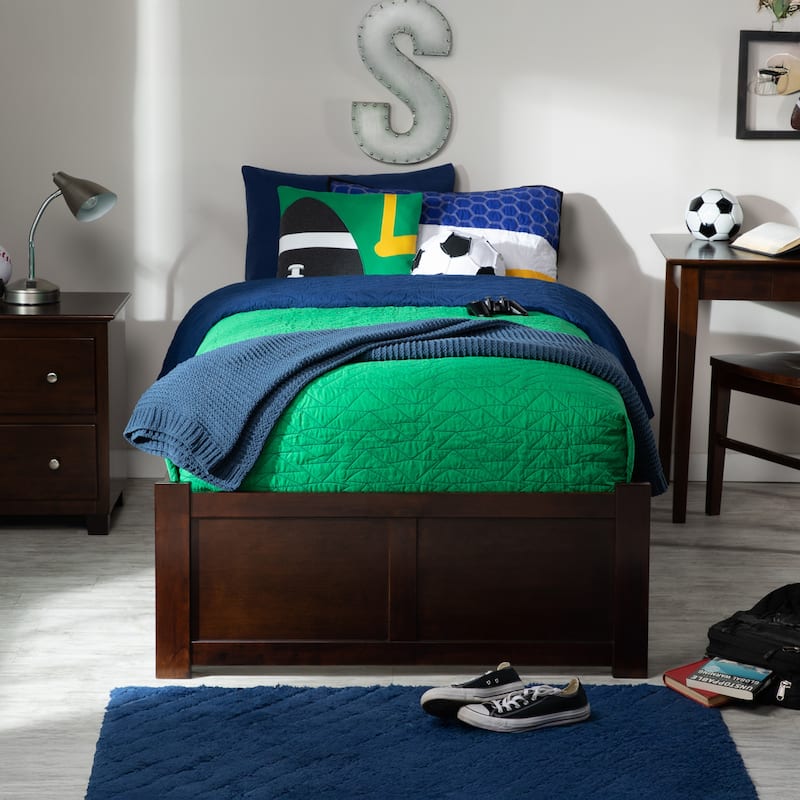 Concord Bed with Footboard and Twin Extra Long Trundle