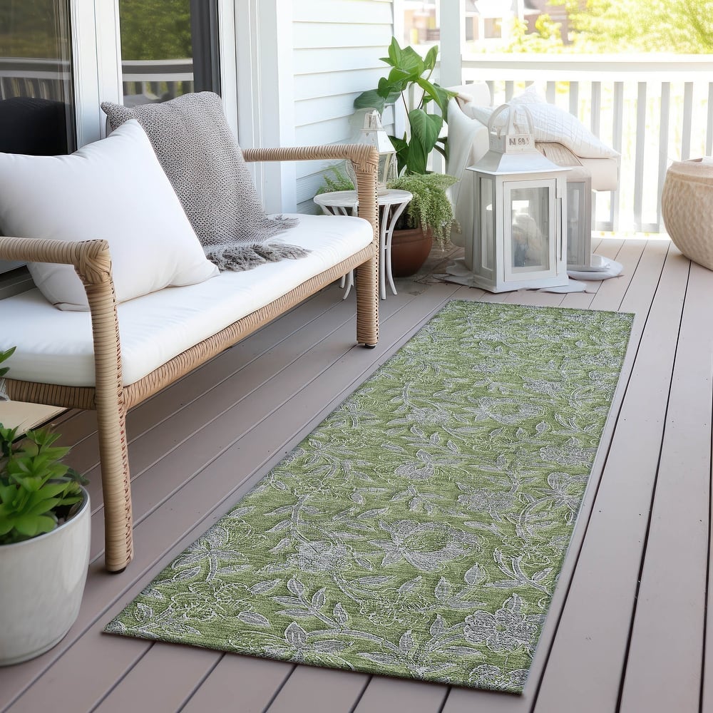 Machine Washable Indoor/ Outdoor Chantille Floral Rug