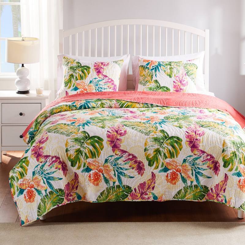 Greenland Home Fashions Tropics Finely Stitched Palm Leaf Reversible Quilt Set - Punch - Twin XL - 2 Piece