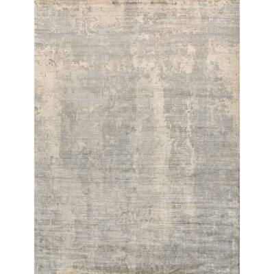 EXQUISITE RUGS Koda Hand-loomed Bamboo Silk Silver/Blue Area Rug.