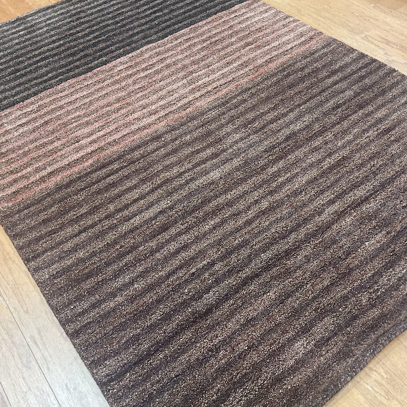 HERAT ORIENTAL 4' x 6' Handmade Horizontal Striped Tibetan Ombre Wool Rug - 4' x 6'
