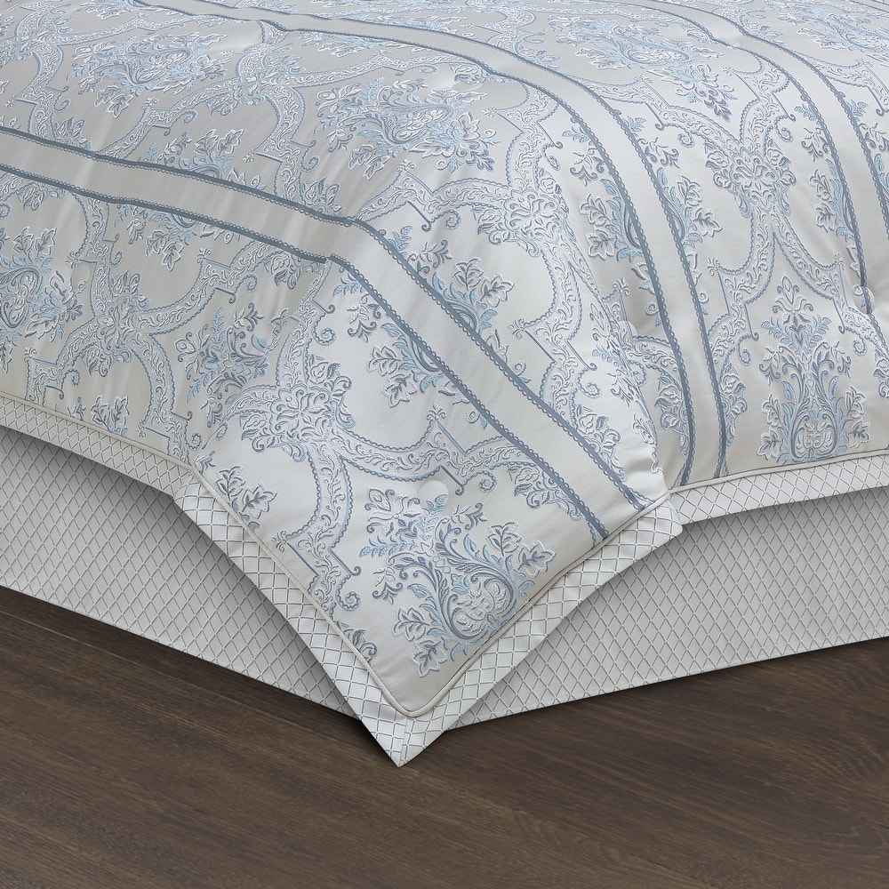 J. Queen New York Boulevard Comforter Set
