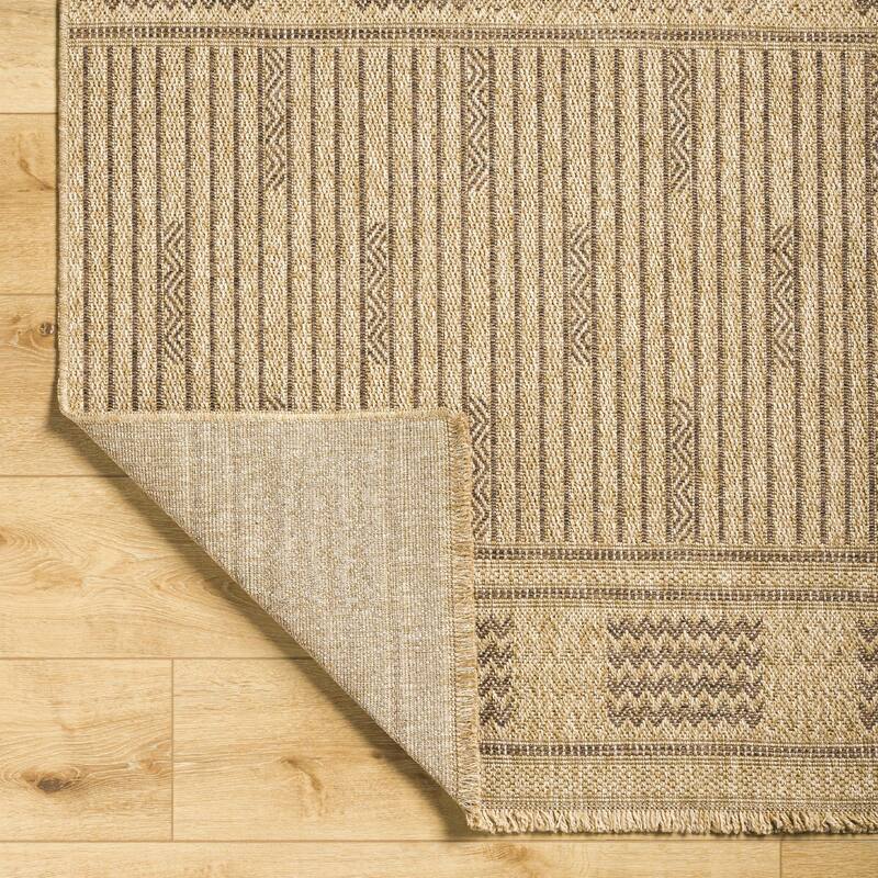 Livabliss Mirage Cottage Geometric Area Rug