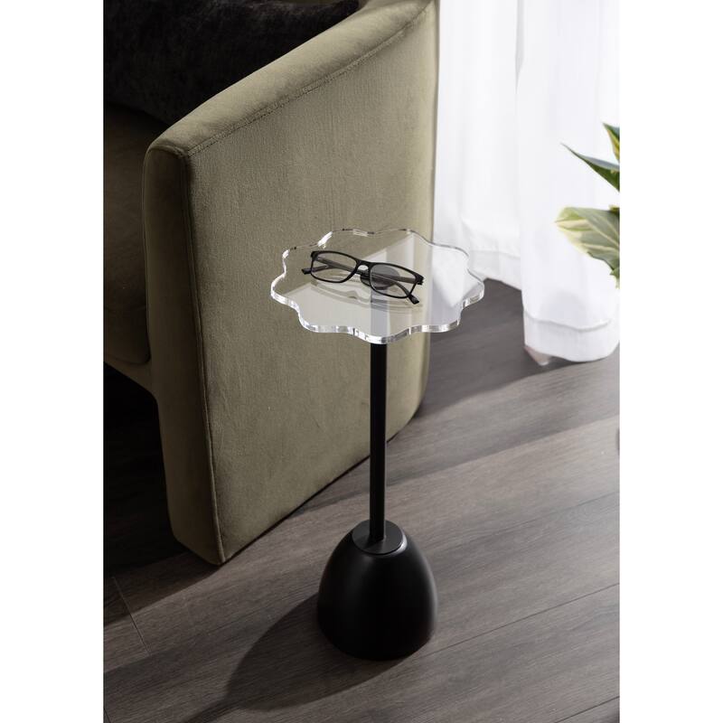 Kate and Laurel Acari Scalloped Drink Table