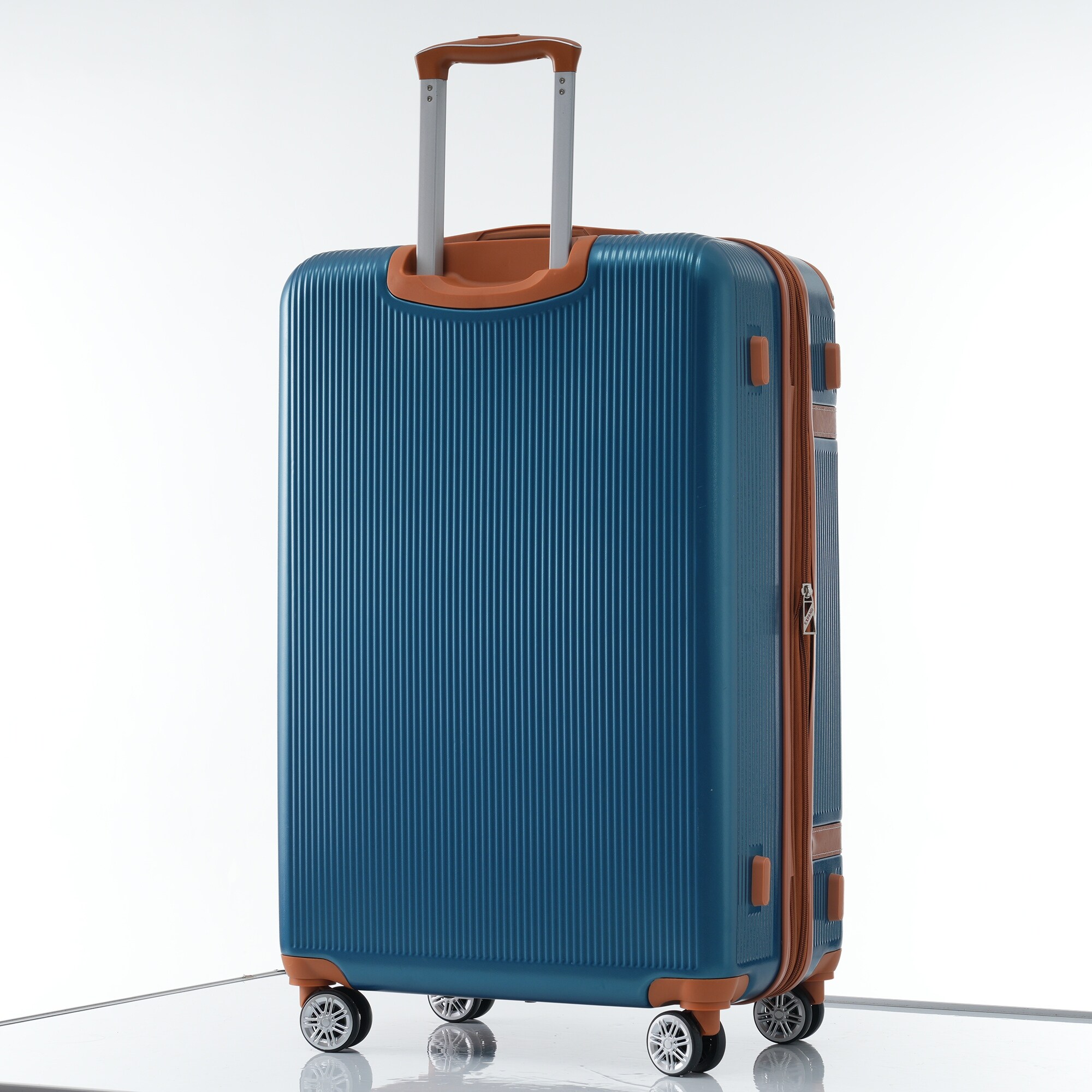 Lightweight Luggage Sets 3 Piece Double Spinner Wheels Suitcase w Corner Protection and TSA Lock Blue