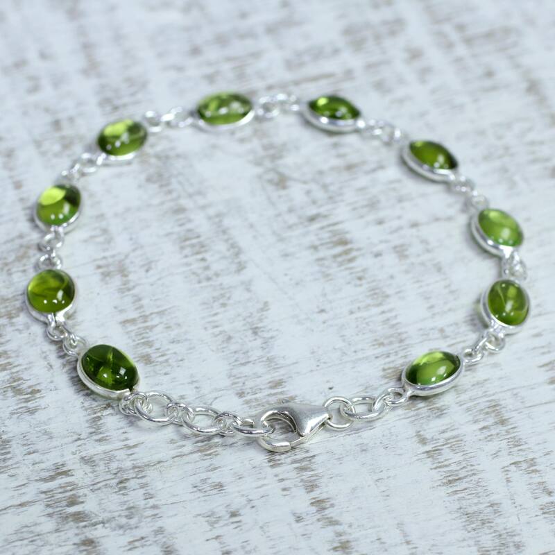 Sterling Silver 'Elegant' Peridot Link Bracelet - Green