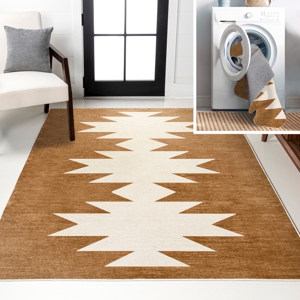 JONATHAN Y Adriel Solid Low-Pile Machine Washable Area Rug
