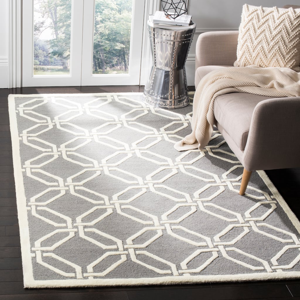 SAFAVIEH Handmade Cambridge Nhung Modern Moroccan Wool Rug