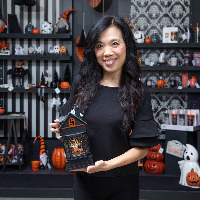 10.5" LED Haunted House Water Lantern