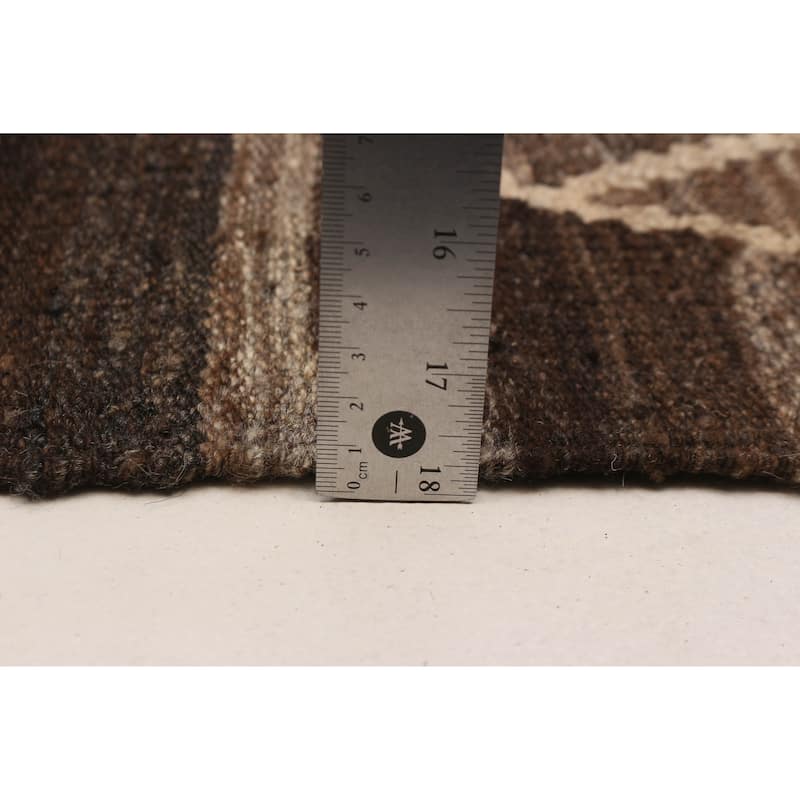 Sivas Brown Kilim 5'11" x 7'10" - 5'11 x 7'10