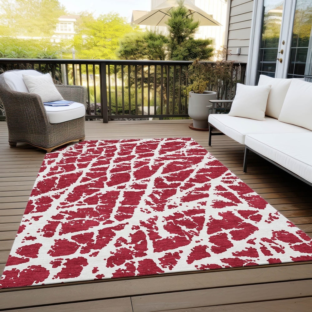 Machine Washable Indoor/ Outdoor Transitional Red Crackle Chantille Rug
