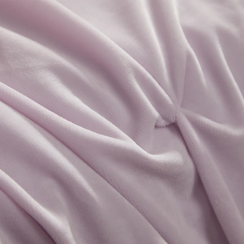 Juicy Couture Kiss Pleat Plush Comforter Sets