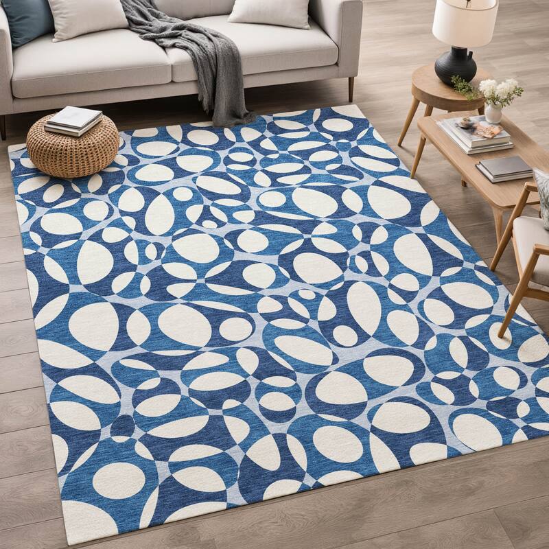 Machine Washable Indoor/ Outdoor Contemporary Saline Chantille Rug