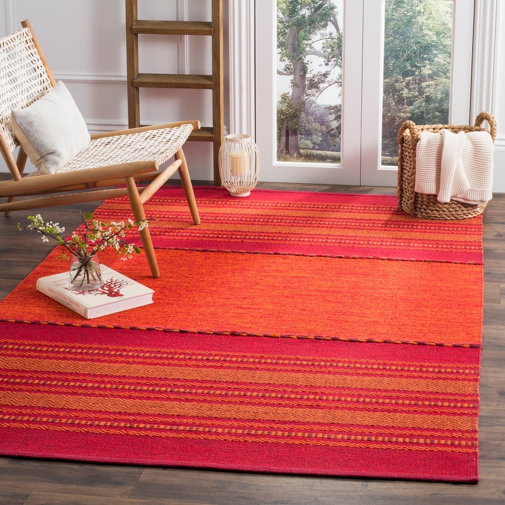 SAFAVIEH Handmade Montauk Carisbrooke Boho Stripe Cotton Flatweave Rug