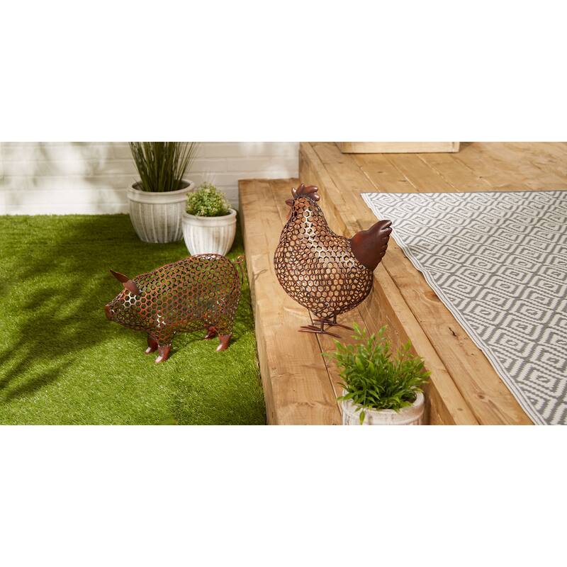 Chicken Wire Pig Sculpture