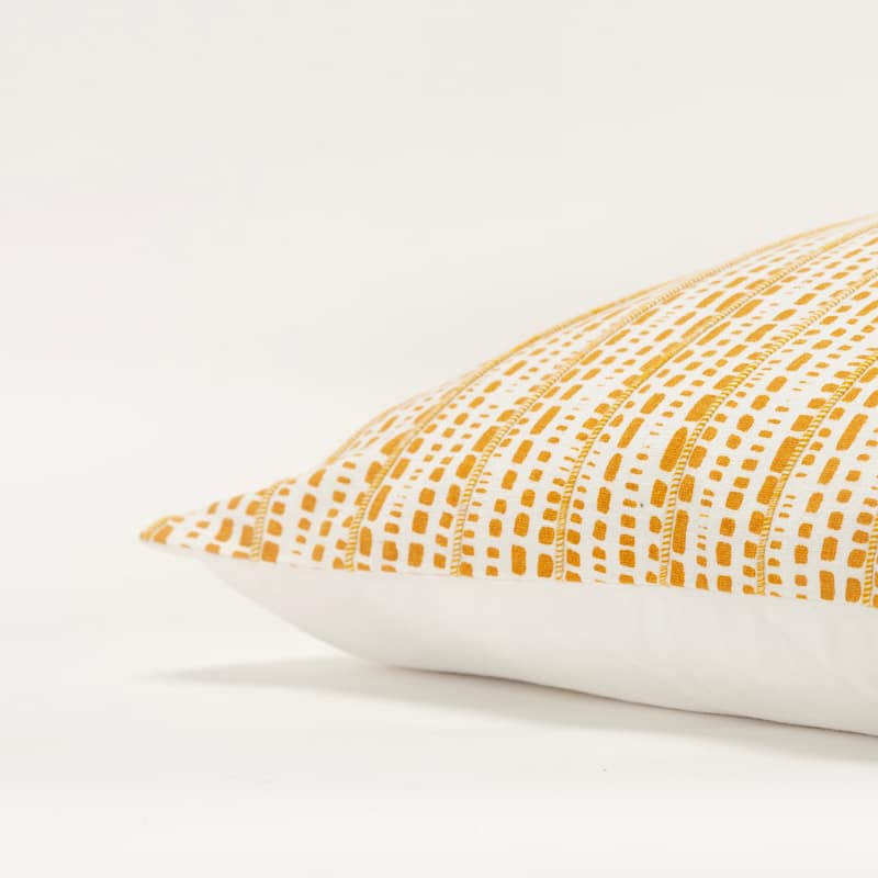 Rizzy Home Transitional Ivory Poly Filled Decorative Pillow 20" x 20"