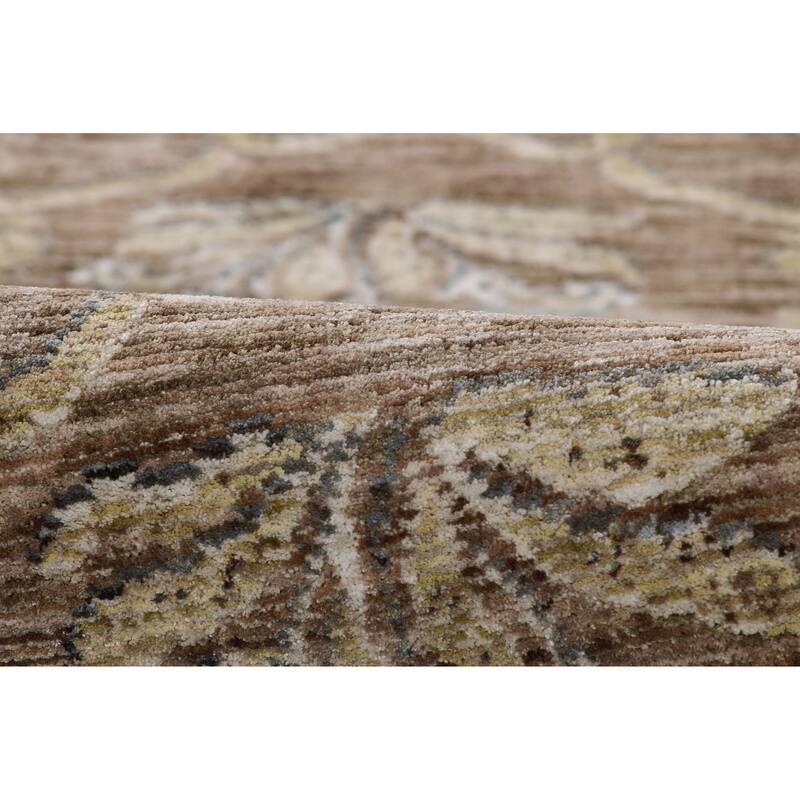 Momeni Wisteria Polyester Traditional Area Rug