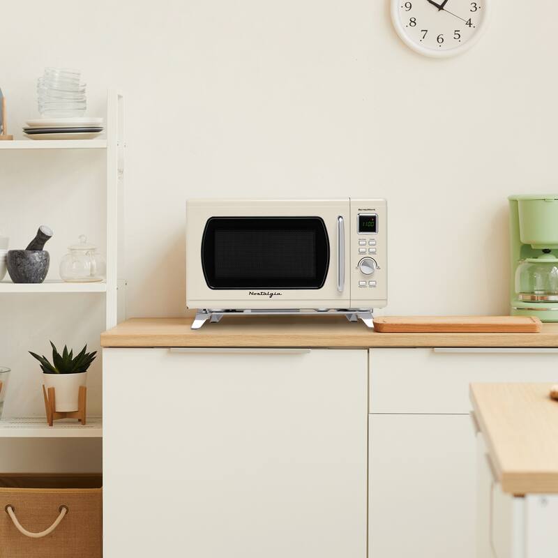 Nostalgia Mid-Century Retro 0.9 Cu. Ft. Microwave, Cream