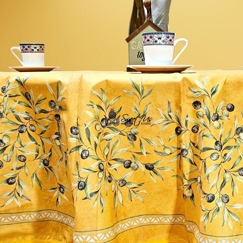 Wipeable Tablecloth, Spillproof, French Acrylic Coated, Gold