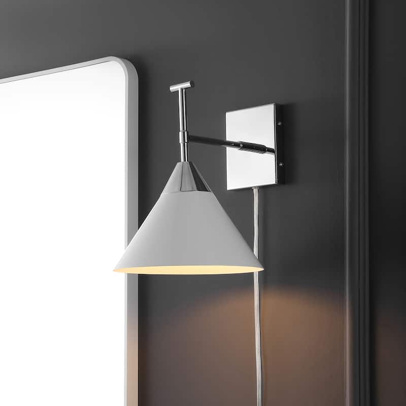 SAFAVIEH Velezia 13-inch Plug-in Wall Sconce with LED Bulb - 9.5 in. W x 12.5 D in. x 12 in. H - Chrome/White