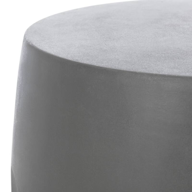 SAFAVIEH Zuri Concrete Indoor/ Outdoor Accent Table (Dark Grey) - 15.7"x15.7"x17.7"