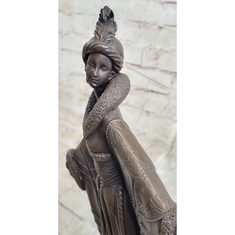 Handmade Fashion Dancer Actress Bronze Hot Cast Sulpture Statue Figurine