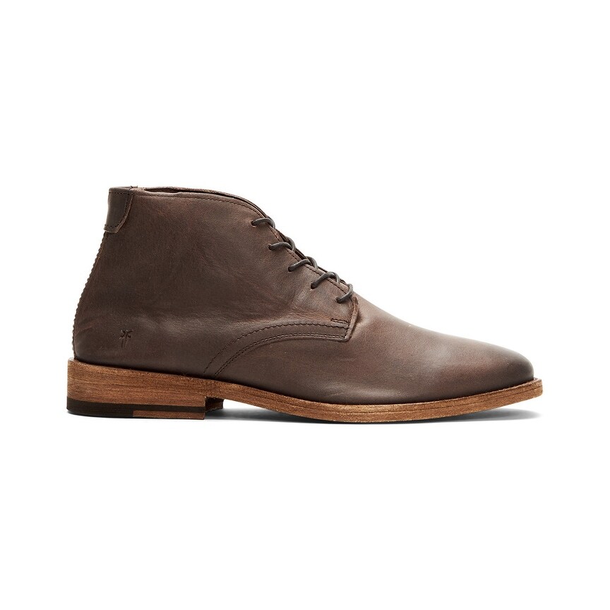 Frye outlet oliver chukka