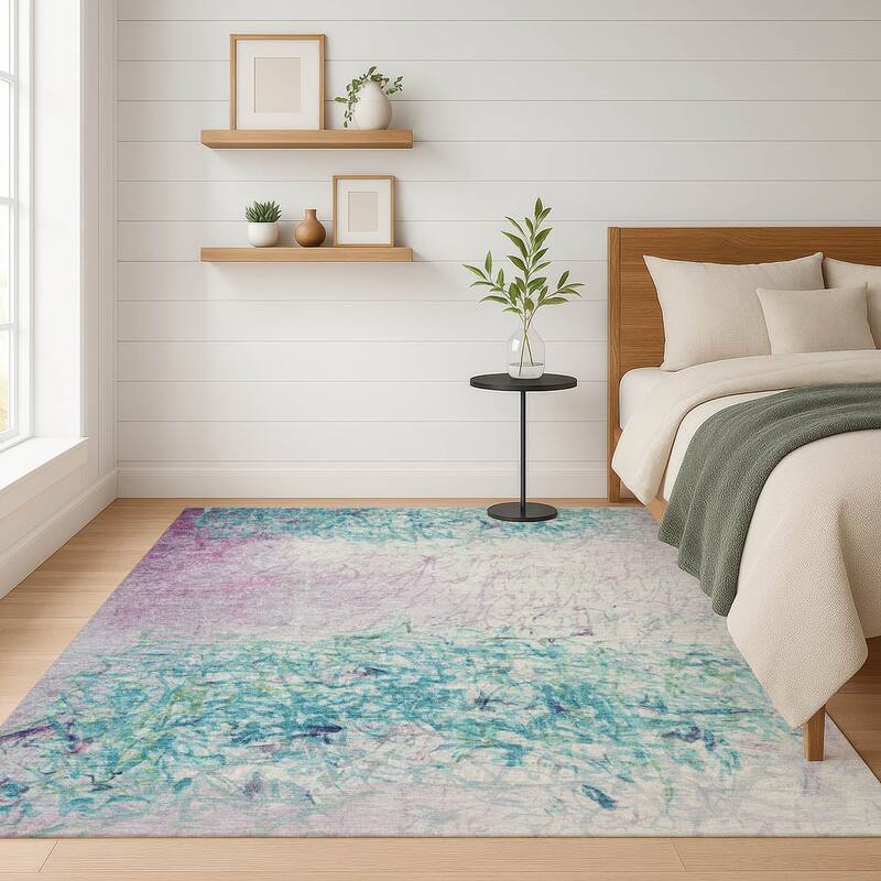 Machine Washable Indoor/ Outdoor Abstract Scribble Chantille Rug
