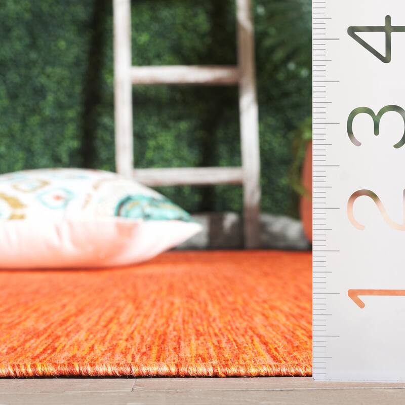 SAFAVIEH Beach House Umbra Transitional Rug
