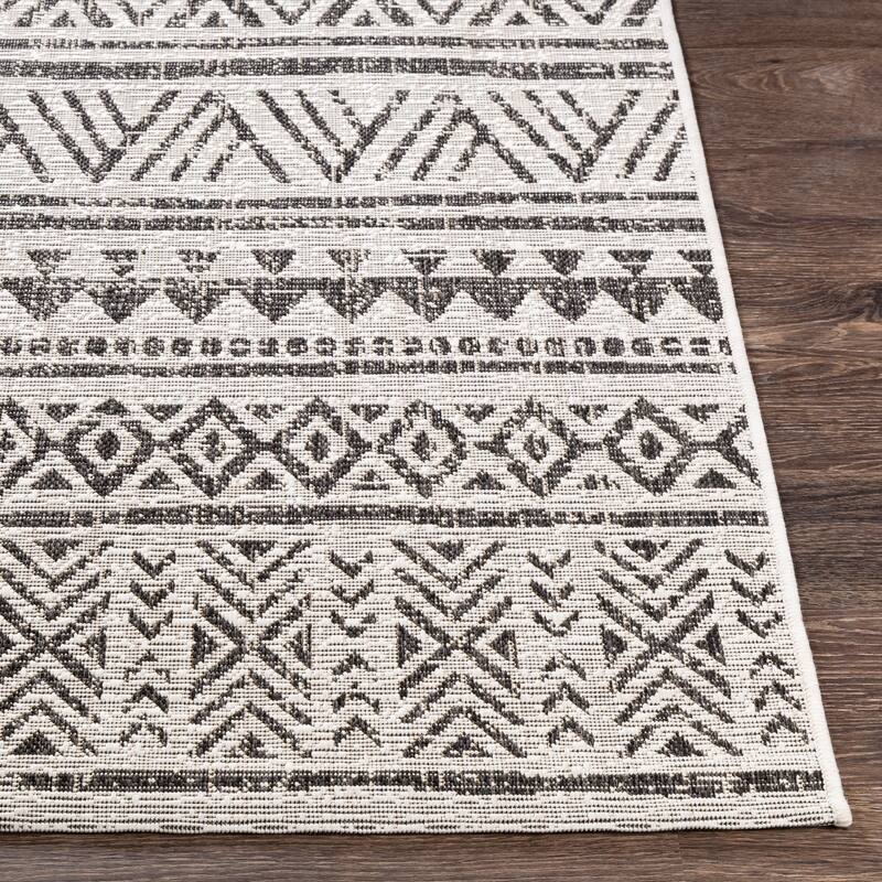 Artistic Weavers Powlett Vintage Southwestern Indoor/ Outdoor Area Rug
