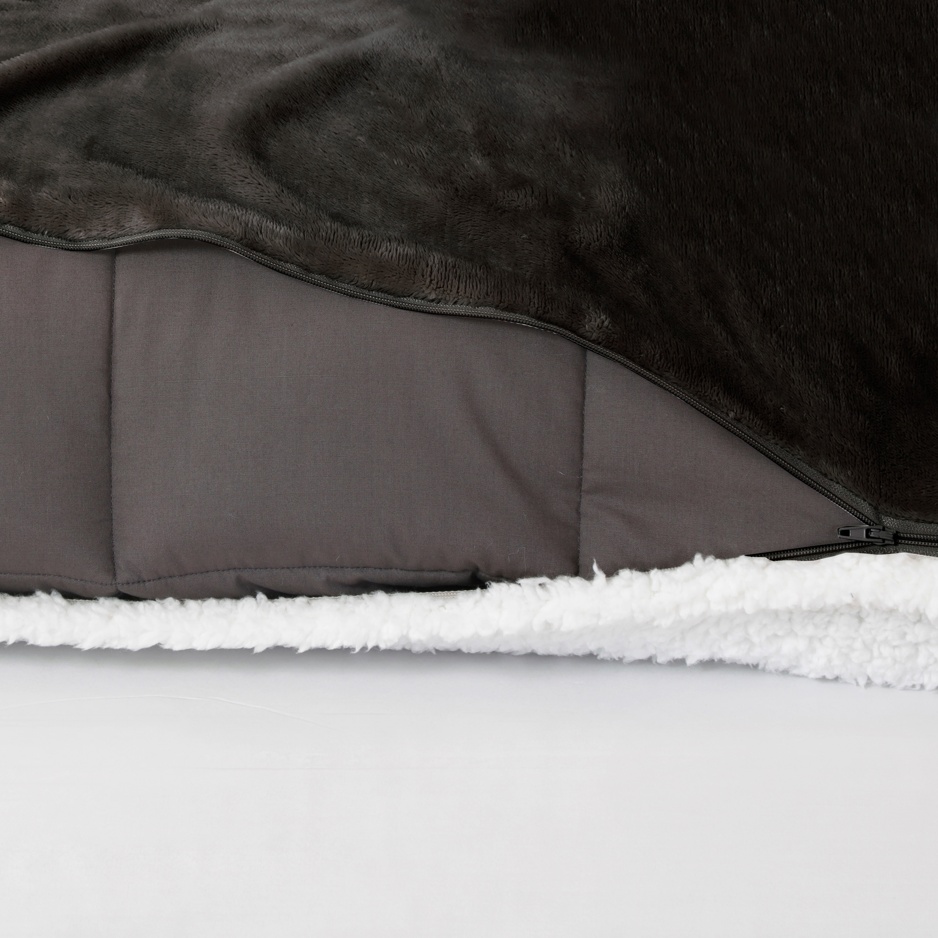 DreamLab Soft Sherpa Reversible Weighted Blanket