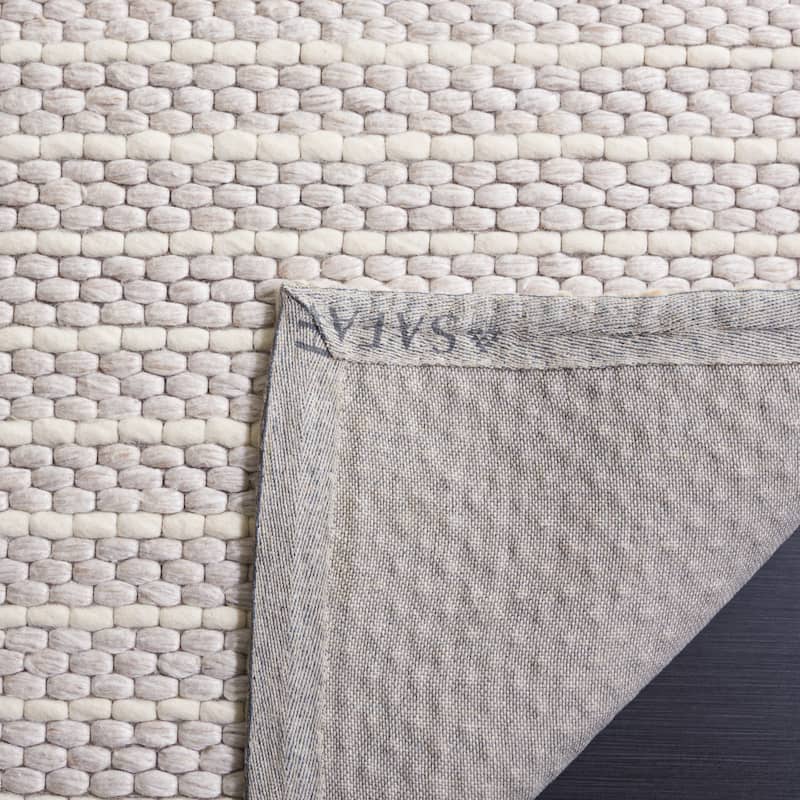SAFAVIEH Handmade Marbella Sabire Modern Wool Rug
