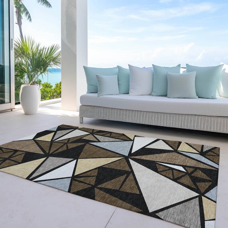 Machine Washable Indoor/ Outdoor Abstract Mosaic Chantille Rug