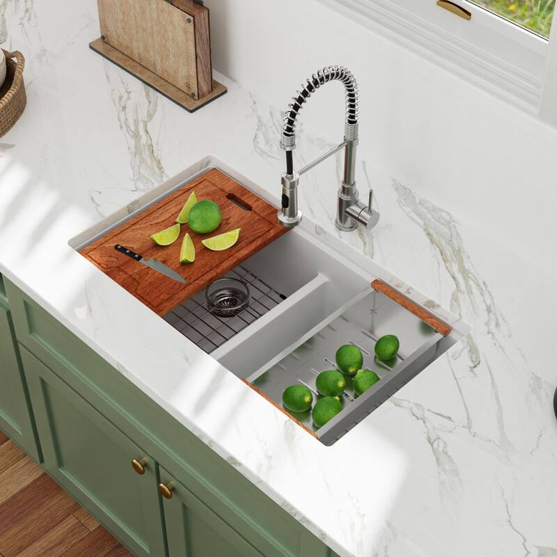 Lordear 33" Kitchen Sink Double Bowl Undermount Workstation Low Divider Quartz Composite Sink with Accessories
