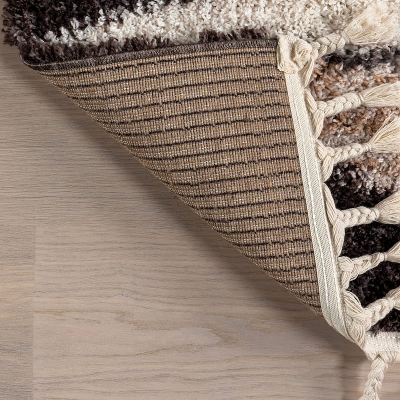 Nuloom Micah Diamond Shag Tassel Area Rug