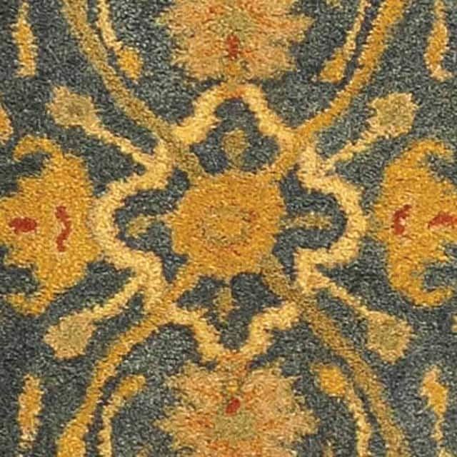 SAFAVIEH Handmade Antiquity Izora Traditional Oriental Wool Rug