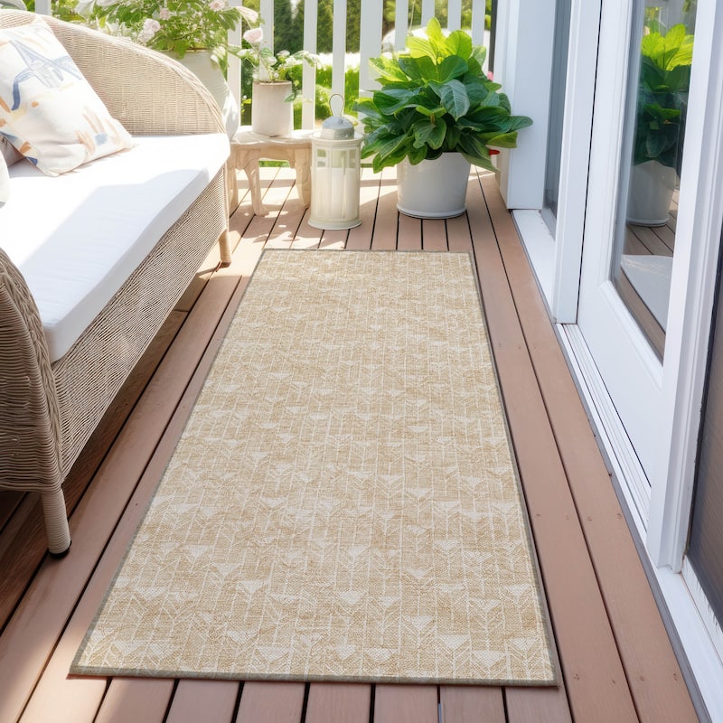 Machine Washable Indoor/ Outdoor Arrows Chantille Rug