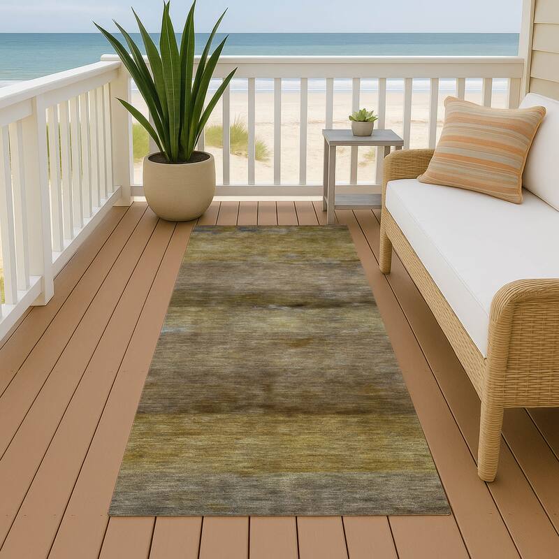 Machine Washable Indoor/ Outdoor Contemporary Ombre Chantille Rug - Brown - 2'3" x 7'6"