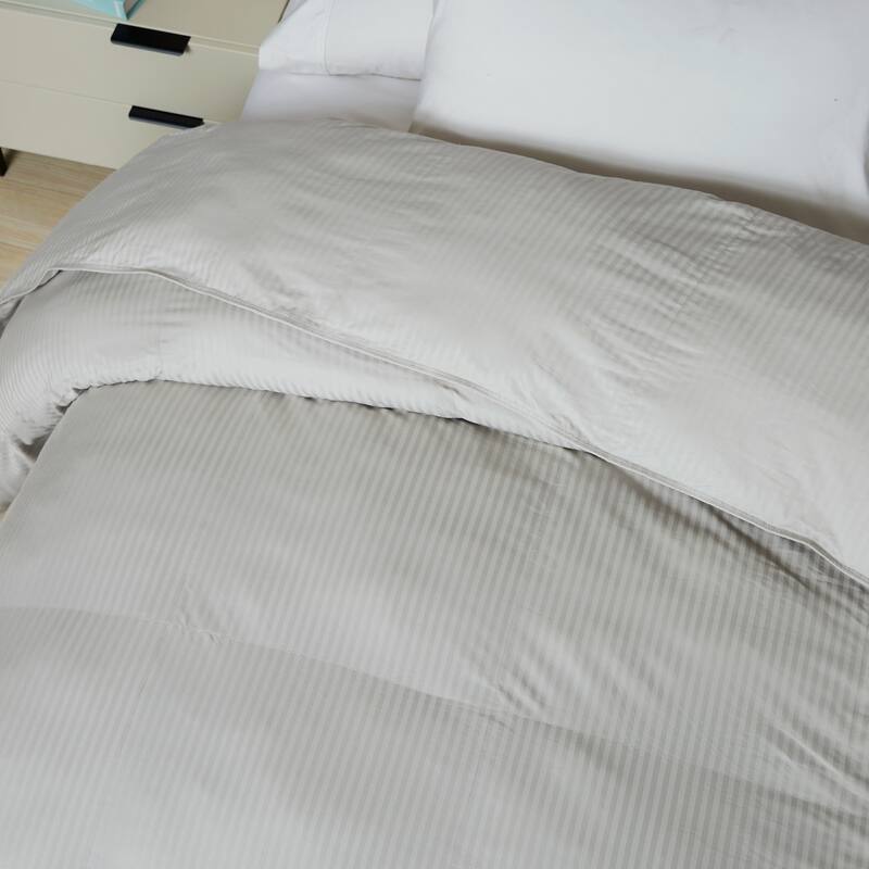 Colossal King Oversized Down Alternative Baffle Box Comforter (10' x 10') World's Biggest