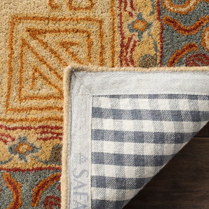 SAFAVIEH Handmade Heritage Damask Vine Traditional Oriental Wool Rug