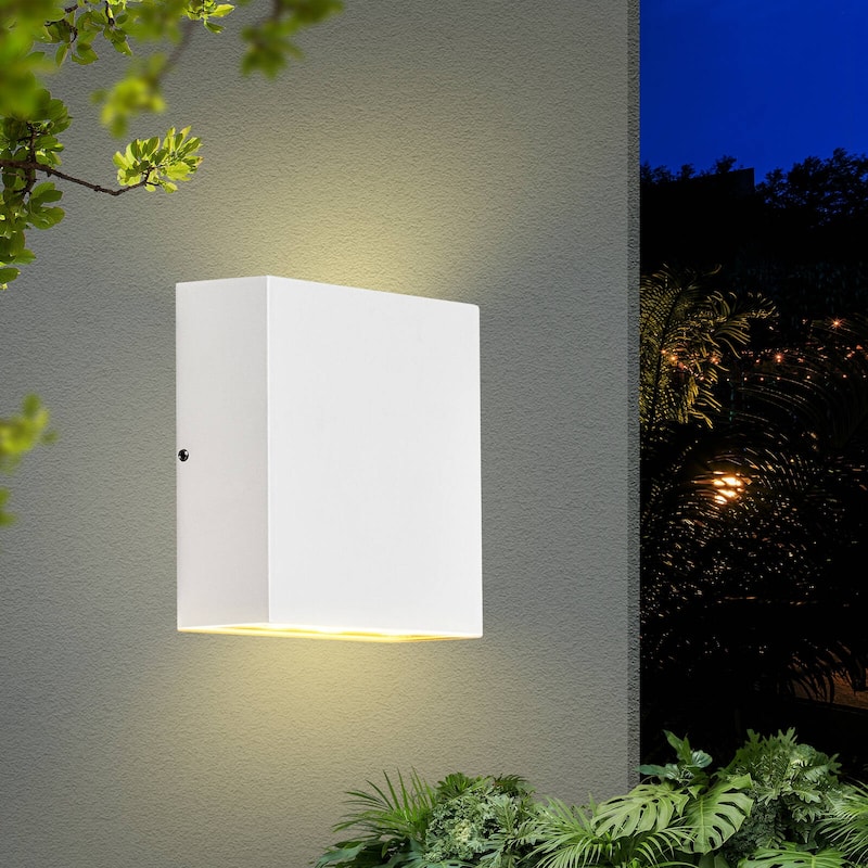 Outdoor Wall Light LED Lamp Sconce Lantern 6W 360Lm - white