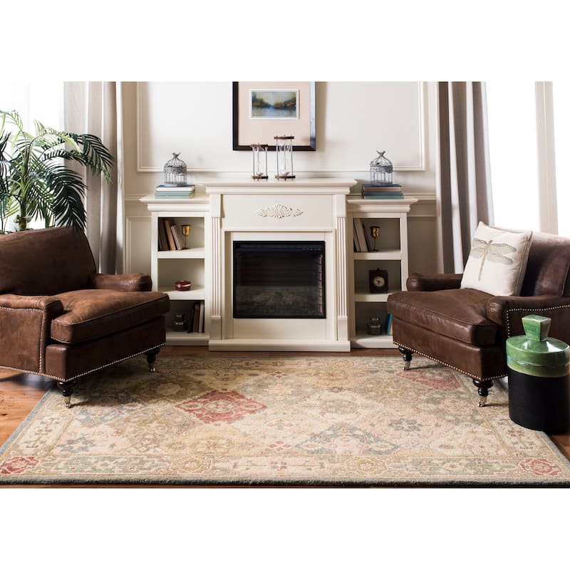 SAFAVIEH Handmade Antiquity Claudiane Traditional Oriental Wool Rug