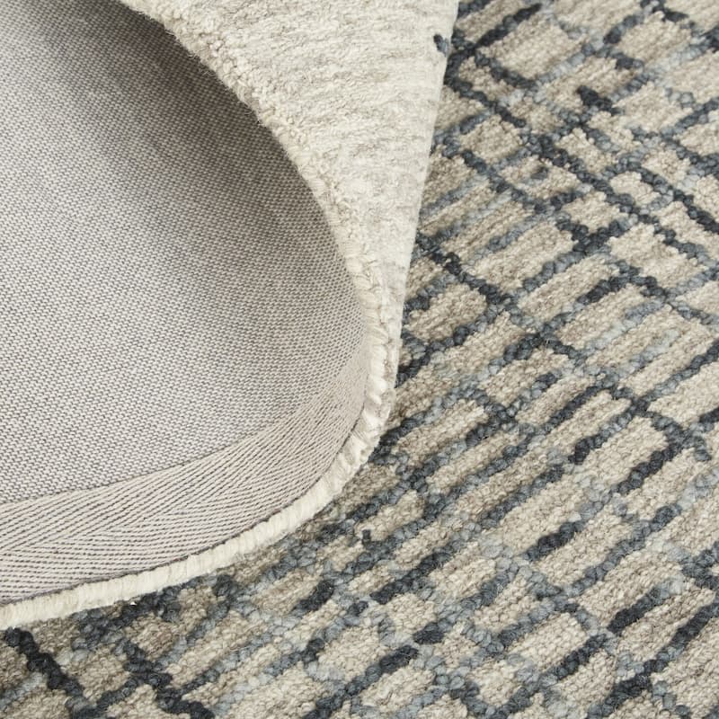 Wiwun Stain Resistant Area Rug By HomeRoots - 2' x 3'